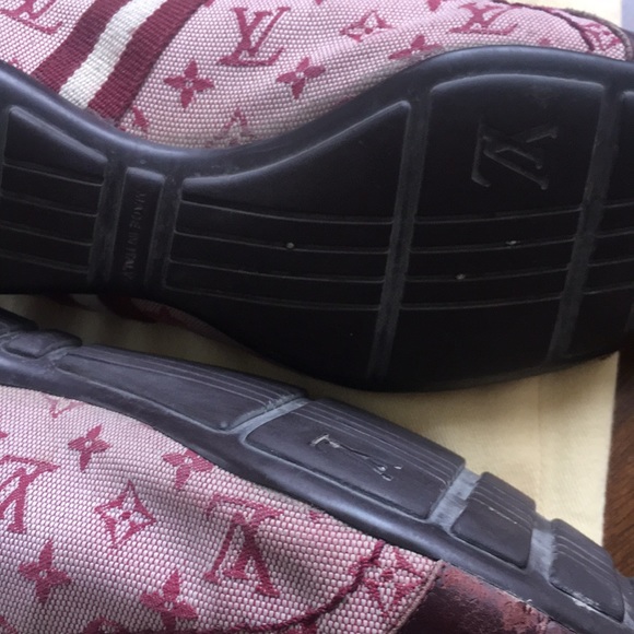 Authentic Louis Vuitton sneakers size 37.5 - Picture 2 of 6